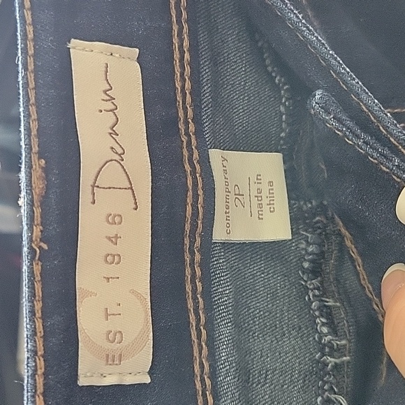 Womens jeans - Picture 2 of 2